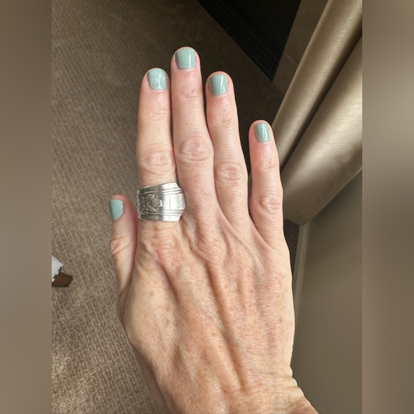 Rose Spoon Ring - Picture 6 of 15